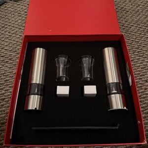 Peugeot Elis Sense Electric Salt & Pepper Mill Set, Stainless